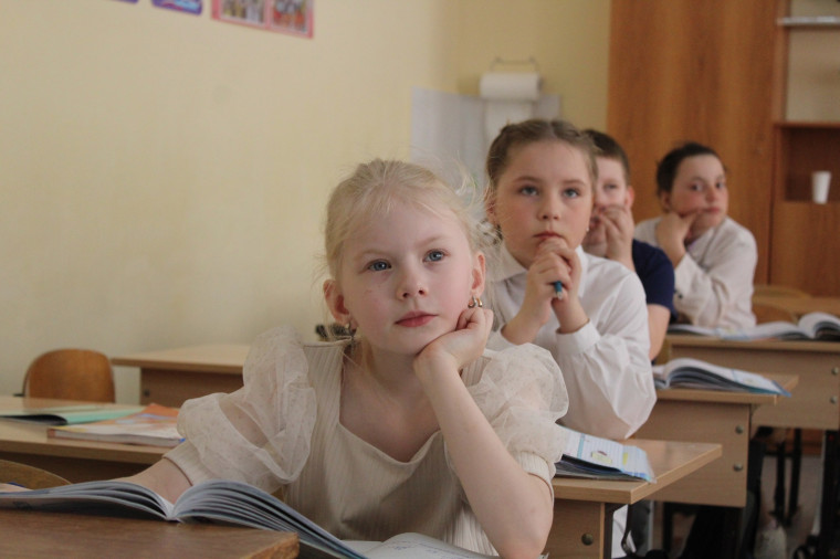 Волонтеры заботятся о здоровье младших школьников!.